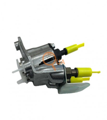 444043009 DAF